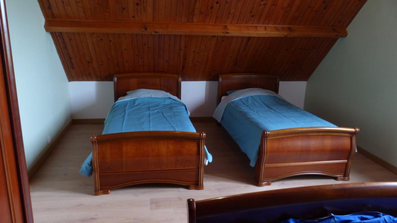 Maison De Vacances Pour 6 Personnes Avec Piscine Lainsecq 외부 사진